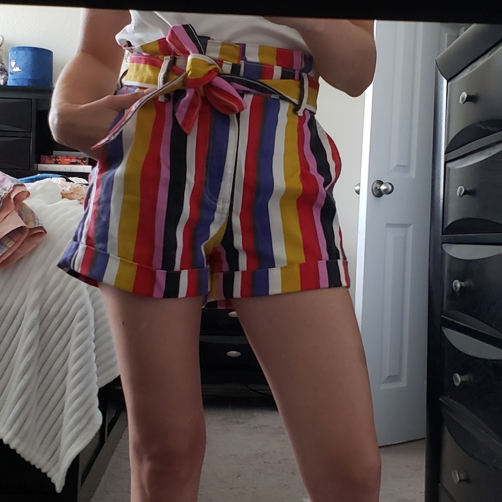 Express Shorts